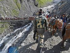 Fifth batch of pilgrims leaves from Jammu for Amarnath 
