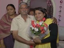 Meet Poonam Todi, daughter of auto driver who topped PCS-judicial exam 2016