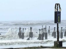 Weather forecast for Dec 15: Chennai to see moderate rains as Cyclone 'Phethai' winds towards AP