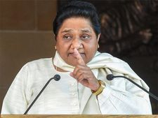 BSP has no official Twitter, FB page or website: Mayawati