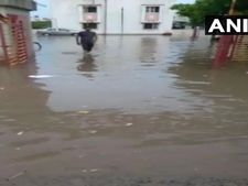 Gujarat: Ahmedabad receives first monsoon showers, streets water-logged