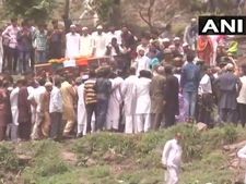  Rifleman Aurangzeb laid to rest in Poonch
