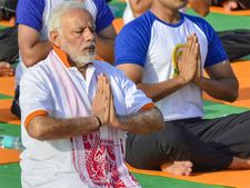 Modi leads International Yoga Day, says it unifies the world