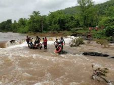 Four people go missing after car falls into river in Ratnagiri district
