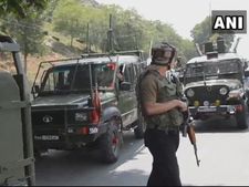 Militants attack security forces in J&K