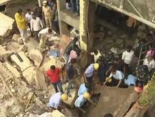 8 injured after two-storey building collapses