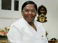 Puducherry: CM cites delay by Lt. Gov for schemes, raises
