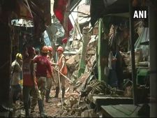 Kolkata: 2 killed after a 100-year-old building collapses in Sealdah