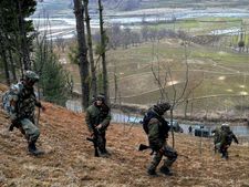 J&K: Three terrorists killed, 5 jawans injured in Mujgund encounter