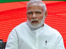 Woman sets bus on fire after being stopped from meeting Modi