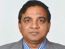 Judge who delivered Mecca Masjid blast verdict set to join BJP
