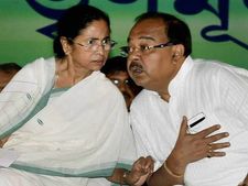 Sovan Chatterjee resigns from post of Kolkata mayor as directed by CM
