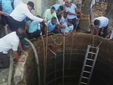 Well of death: 5 people died while cleaning a well in Thane