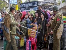 Scuffle between students, stranded passengers in Jammu