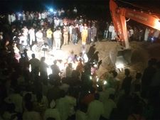 Maharashtra: 6-year-old boy trapped in 200-ft  borewell rescued 