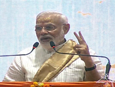 Modi in Varanasi Highlights: Modi thanks Varanasi, offers prayers at Kashi Vishwanath