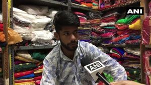 Why this Rahul wants Gandhi from his name dropped