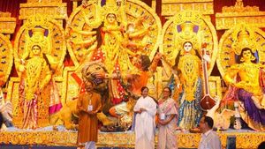 In pics: Kolkata Durga puja pandals and idols 