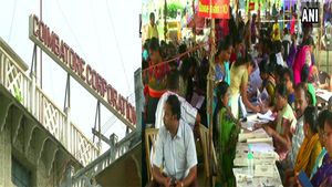 Coimbatore: 7,000 engineers, graduates apply for 549 sanitary worker posts