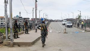 Security restrictions around Jamia Masjid area in Srinagar lifted