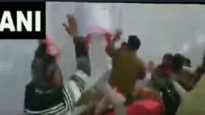 Huge clash breaks out between BJP, Congress workers at a restaurant launch event in Bhopal
