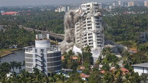 Within Seconds: 2 illegal Maradu flats brought down by controlled implosion