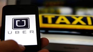 28-year-old woman forced to drive after Uber driver falls asleep at wheel 