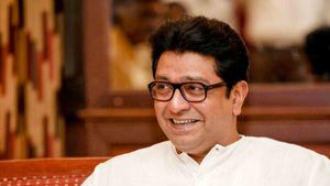 Andheri East by-poll: Raj Thackeray writes to Fadnavis, requests BJP not to contest