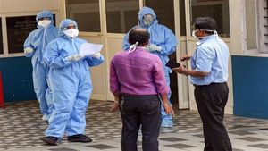 UK national tests positive for Covid-19; All 289 passengers offloaded at Kochi airport
