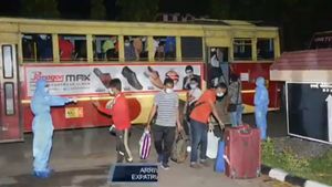 176 Indian citizens from Bahrain, Oman complete quarantine at Naval Base in Kochi