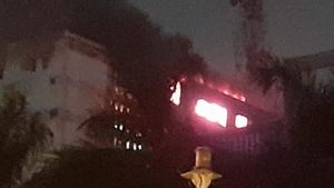 9 persons killed after fighting massive fire in Kolkata 