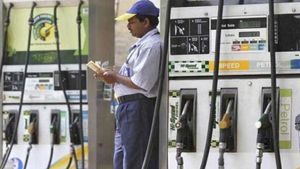 Petrol and diesel prices on 5 September: Check Latest Rates in Chennai, Bengaluru, Mumbai, Delhi