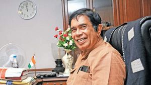 Former Union Minister Oscar Fernandes passes away, Modi, Deve Gowda, BSY mourn his death 