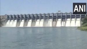 Maharashtra rains: Storage of Jayakwadi dam rises to 95 per cent, alert sounded