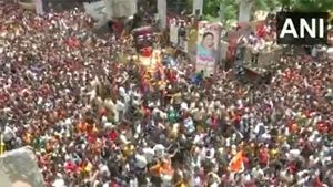 Maharashtra: Huge crowd gathers to celebrate Marbat festival in Nagpur | VIDEO