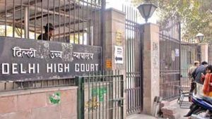 Delhi HC takes cognizance of deaths while sewer cleaning, registers PIL