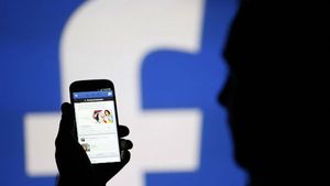 UP man posts wife’s obscene pics on FB to get more followers 