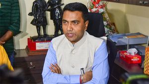 Strict action against latecomers in govt offices, says Goa CM