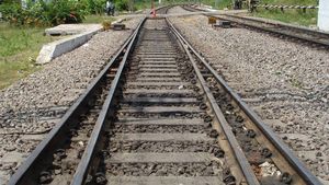 Thane: Army aspirant run over by train