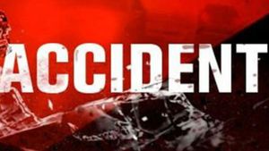 Odisha: Two killed as truck hits motorbike in Bhadrak 