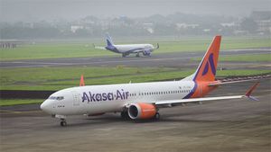 Chaos at Ahmedabad airport as Akasa Air cancels Bangalore-bound flight due to technical snag