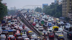 Heavy rains in Mumbai lead to waterlogging; Yellow alert issued 