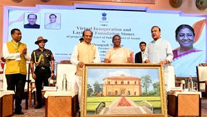 Prez Murmu lauds Assam govt for developmental projects