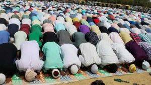 Mob attacks mosque in Gurugram, beats up people offering namaz