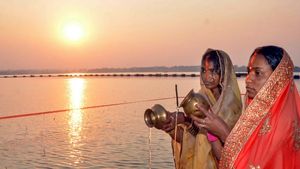 Happy Chhath Puja 2022:  Wishes, quotes, Facebook status, WhatsApp messages to share with your loved ones