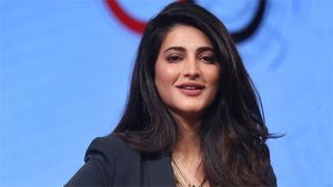 Shruti Haasan to star in international film directed by Daphne Schmon
