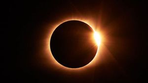 Partial Solar Eclipse 2022: Dos and Don'ts for pregnant women during Surya Grahan