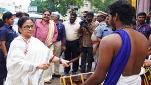 Praises and brickbats for Mamata Banerjee's video playing drums in Chennai 