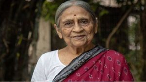 Women’s rights activist Ela Bhatt passes away