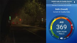 As Delhi air quality worsens, govt to decide on banning BS-III petrol, BS-IV diesel vehicles today